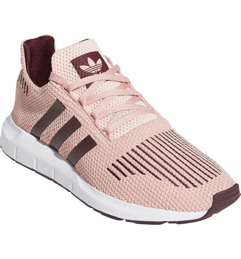 aanbieding adidas swift run|adidas swift run women.